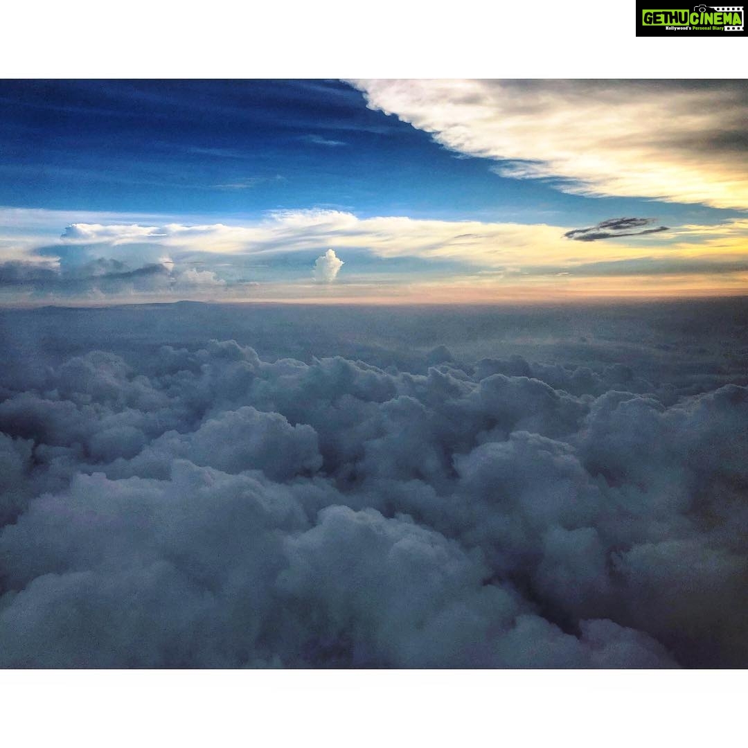 Amyra Dastur Instagram - Head in the clouds and I’m not coming down 🌬 Ahmedabad, India