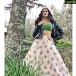 Amyra Dastur Instagram – “She’s #fire 🔥
But, she won’t burn you.
She knows all too well, how it feels to live with #ashes …” – #alfa ✨
.
.
Ira for #thetrip2 ➡️ The first episode is out and has already crossed 1.2 #millionviews 💃💃💃 If you haven’t seen the @disneyindia @bindasstv show, then just click on the link in my profile and be prepared to laugh, laugh & #laugh some more! Yercaud Hill Station