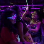 Amyra Dastur Instagram - THE GIRLS ARE BACK! #thetrip2 ☀️ . Watch the full version of the trailer by clicking on the link in my profile 🌸 . . @disneyindia @bindasstv #trip2 ✨ Directed by @chinxter ✨ 👑 @mallikadua @battatawada @sapnapabbi_sappers 👑 Pondicherry