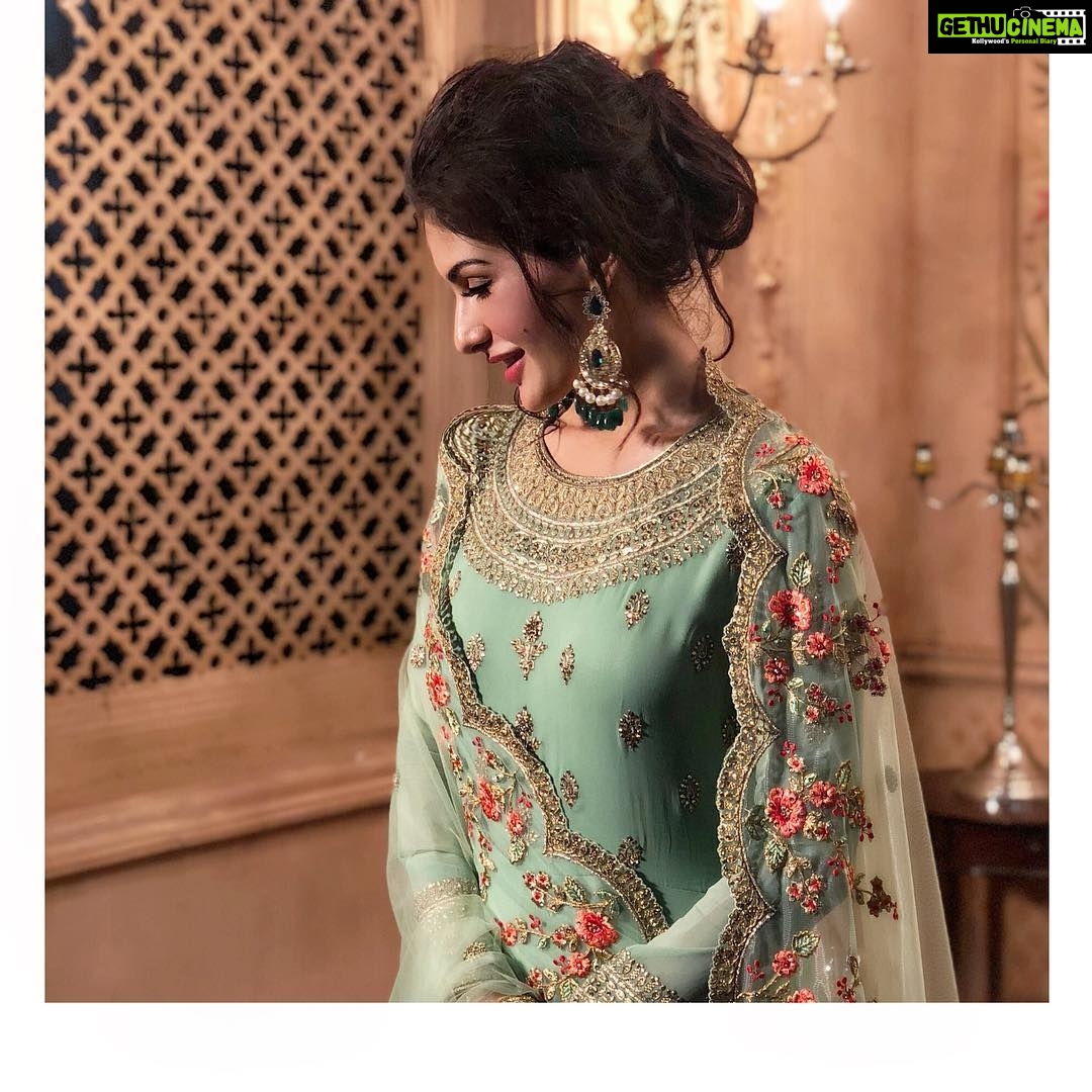 Amyra Dastur Instagram - βAnd the way she loved herself, raised the stakes for anyone who tried to catch her.β π·π·π·π·π·π·π·π·π·π·π·π·π·π·π·π· Mumbai, Maharashtra