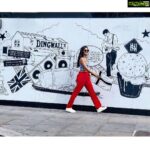 Amyra Dastur Instagram – Let’s go for a walk 🌍
.
.
#london #londondiaries #streetart #travel #explorer 🗺 Camden Market