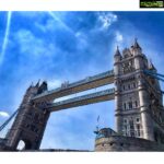 Amyra Dastur Instagram - Under the Tower Bridge 🤩 . . #summer2018 #thamesriver #thamesrockets 🚤⚓️🚀 On the Thames River