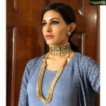 Amyra Dastur Instagram - 👑 . . Wearing @rekha_by_deepaknagrani 👗 Jewellery by @raabtabyrahul at @azotiique @rahejavarun 💎 Curated by @pratinavpratapsingh Mumbai, Maharashtra