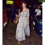 Amyra Dastur Instagram - “She’s clarity and confusion. Never enough. Always too much. A simple, complicated, perfectly flawed mess.” - #perrypoetry 😉 Mumbai, Maharashtra