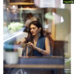 Amyra Dastur Instagram - Through the looking glass 🌬 . . Shot by @divrikhyephotography 📸 Indigo Delicatessen