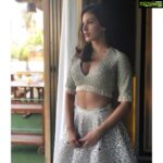 Amyra Dastur Instagram - “She’s not #perfect ... she is #madness ... And madness is a #beautiful #irony where #perfection and #flaws are the best of #friends ...” - #jmstorm . . @thepeacockmagazine_ 💫 @falgunipeacock @shanepeacock @falgunishanepeacockindia ✨ Wearing @falgunishanepeacockindia Hair & Make Up by @priyalahon Location courtesy: @dellaadventureandresorts Della Adventure & Resorts