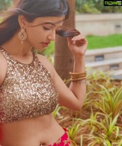 Anaika Soti Instagram - 📷- @they_see_sharaab 💝😘