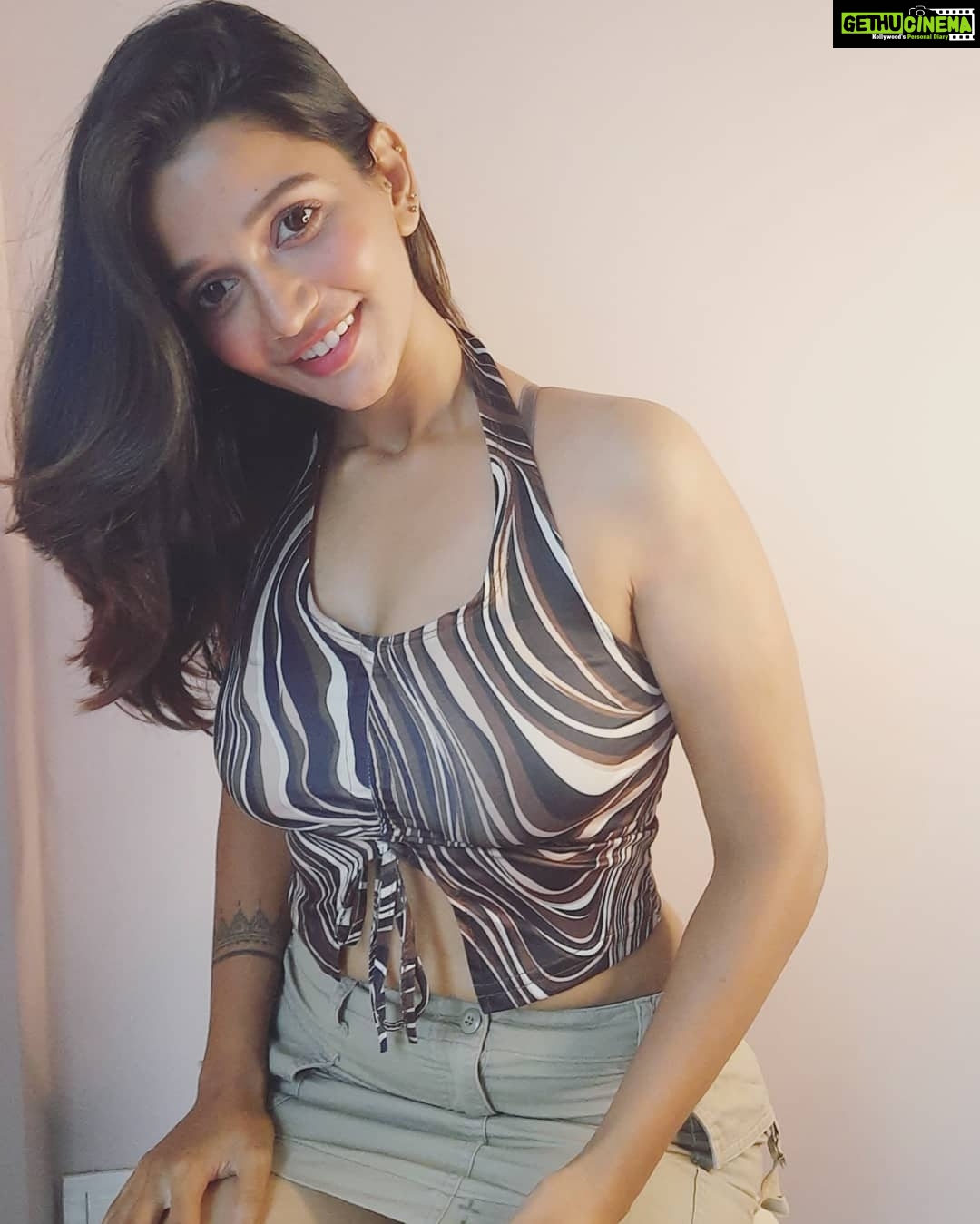 Anaika Soti Instagram - Escape the ordinary 🤎
