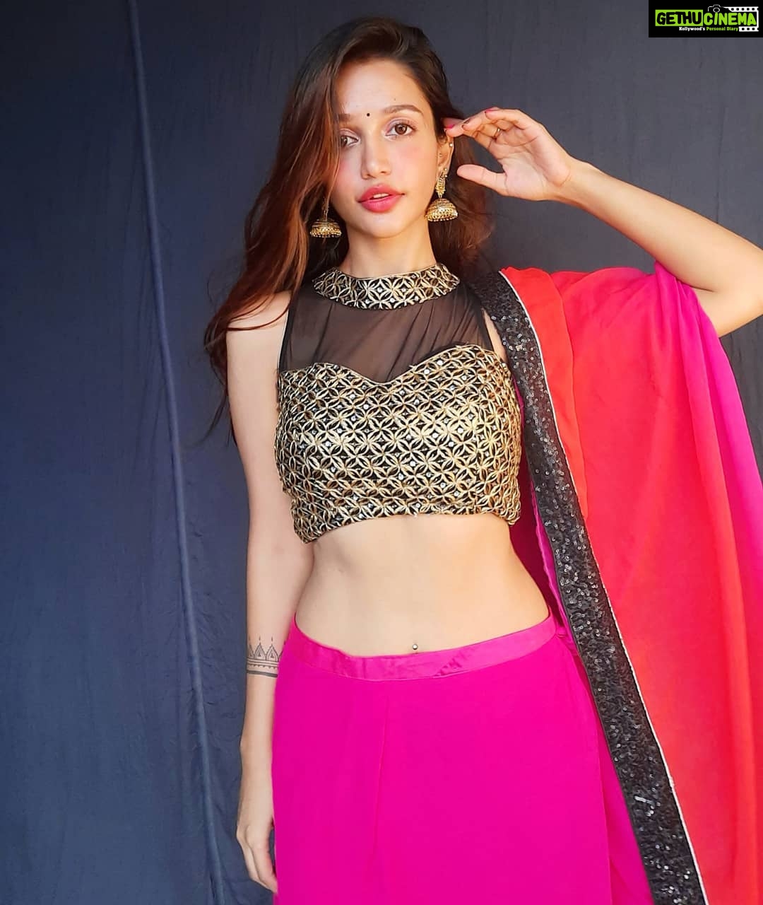 Anaika Soti Instagram - Give second chances but not for the same reason ❤