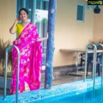 Anasuya Bharadwaj Instagram - Sometimes all you need is a splash of colour 🌈 Saree @kalamandirfashions Blouse @r.for.rupamani Jewellery @vegasri_goldanddiamonds Look designed & Styled by @rishi_chowdary