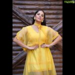 Anasuya Bharadwaj Instagram - Feeling Sunflower-y today 🌻 For #MasterChefTelugu #tonyt 8:30pm onwards only on @geminitv ❤️ Outfit & Styling : @gaurinaidu 💛 PC: @valmikiramuphotography 🌝