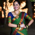 Anasuya Bharadwaj Instagram - Needless to say.. I feel my best self in #Handlooms ! So warm.. so protective.. so close to home feels.. Can’t thank you enough @gaurinaidu ❤️ for creating this outfit for me like a fairy godmother 🧚🏻‍♀️ in no time! And the festivities continue!! 🪔💫❤️🤩 For #MasterchefTelugu ‘s #DiwaliSpecial 🪔 #tonyt 8:30pm onwards only on @geminitv 🥰 Jewels by @lorifinejewellery 👑 PC: @valmikiramuphotography ✨