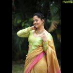 Anasuya Bharadwaj Instagram - For #Jabardast #tonyt #DiwaliSpecial 🪔 Wearing @gaurinaiduofficial @gaurinaidu 🦜 Jewels by @lorifinejewellery 👑 PC: @valmikiramuphotography @nagraphyofficial 💫