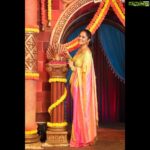 Anasuya Bharadwaj Instagram - Andariki Deepavali parvadina Subhakankshalu 🪔🙏🏻 Let there be light 🪔💫✨ Have a safe Diwali! #HappyDeepavali2021 #HappyDiwali2021 🪔❤️🙏🏻