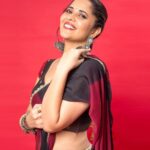 Anasuya Bharadwaj Instagram - Darling.. Shine. That’s all. For #Jabardast #tonyt Outfit & Styling @gaurinaidu 💃 PC: @chinthuu_klicks 😊