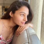 Andrea Jeremiah Instagram - Happy Sunday all 🌸🌸