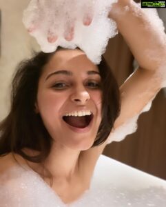 Andrea Jeremiah Instagram - #weekendvibes 🛁💕