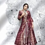 Andrea Jeremiah Instagram - 🌺🌺🌺 📸 @soondah_wamu MUH @prakatwork @motwanikiara Styling @amritha.ram Jacket @kasturikundal Skirt @warpnweftbysagrikarai Jewelry @sangeetaboochra PR @fashionsignatureofficial Location @synckofficial