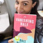 Andrea Jeremiah Instagram - Hello fellow readers, been a while hasn’t it? 🤓 I guess I got rather busy with shoots and also wasn’t able to find the right book for my state of mind… But this one has me hooked from page one, so of course I had to share it with all of you 😌 What’s on your #readinglist this month? #thevanishinghalf #britbennett #books #booklover #bookworm #bookclub #goodreads