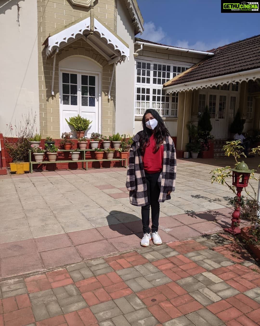Anikha Instagram - The Grange Hotel