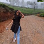 Anikha Instagram - it's cold ☁️☁️☁️☁️ Kotagiri