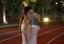 Anisha Victor Instagram - #foralltheignorantswhokeepaskingme Made him run 5k. What an amazing coach she is! 🏃‍♂️ #ITSJUSTANAD #throwback #fastrack #ad #smartwatch #watch #tvc #commercial #shoot #setlife @breathlessfilms Mumbai - मुंबई