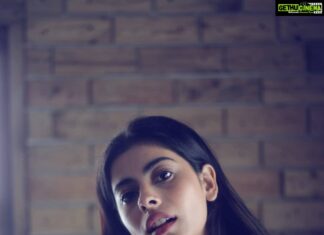 Anisha Victor Instagram - कच्चा 🥭 #ethnic #saree #chennai #tamilnadu #india #photography #portrait #portraitphotography Chennai, India