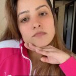 Anita Hassanandani Instagram - Pushpa fever! 😂🤣😂🤣 @rohitreddygoa @aaravvreddy