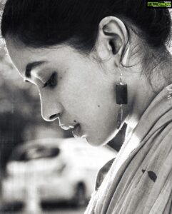 Anjali Patil Instagram - These images were shot on a very early morning.
It was dark!
Harshad came to pick me up and we drove all the way to Colaba listening Prateek Kuhad’s song with the dawn of the city herself. 
By the time we reached it was pretty lit.
I was little apprehensive with filming on the roads. 
But the moment the dimension of the photographer and camera’s attention is created, you are transported to one of the safest place.
It’s been 11 years since I tasted this magic and it never fails. 

Some of the images here, I have used in a reel but they deserve their own stillness. 

Here are the images of my world from the other dimension!

Loud Silence by @knowharshad 
Wardrobe by @inkpikle