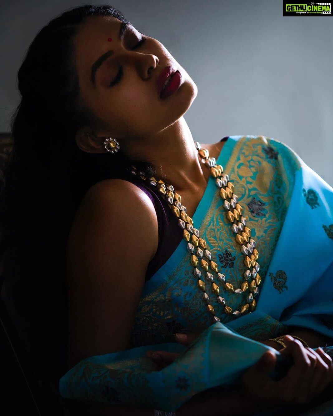 Anjali Patil Instagram - These images captured something which is beyond my form! One of my most cherished photoshoot for @houseofaadyaa and @vinay_narkar_designs with @ashish_hemant_deshpande @rohanjoshi1986