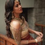 Anjana Rangan Instagram - Shot by @anitakamaraj MUA : @makeupartistrybykavithasekar Classic Banaras lehenga by @studio149 Hair stylist : @hairstylist_rajee1111