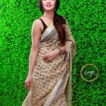 Anjana Rangan Instagram – Saree : @kanakadharadrapes 
Photography : @creativeweddingphoto