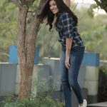 Anju Kurian Instagram - Sunday mood! Who’s starting this day as if it’s the middle of a party?😍🎉🤩 #sundayfunday #natureshots #sunshine #justories #naturallight #bliss #casualstyle #instalike #dailylook #createthelifeyoulove #goodthoughts #monkeyinme #lovelove 📸- @abi_fine_shooters Kerala
