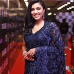 Anju Kurian Instagram - 💙💙💙SIIMA💙💙💙 Wardrobe- @paris_de_boutique Stylist- @asaniya_nazrin MUA - @amymariasha @makeupartistrybykavithasekar Location - @novotelhyd @siimawards #siima2021 #siimaawards #redcarpet #sareelover #instadaily #postoftheday #instafashion