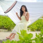 Anju Kurian Instagram - Being weird is a way of expression✨! ::::::::::::::::🤪🤣🤔🤷🏻‍♀️🥰🤨😄:::::::::::::: 📸- @thevenkatbala 💁🏻‍♀️- @asaniya_nazrin 👗- @_susan_lawrence_ 💄- @_femy_antony_ #sundayfunday #instadaily #freesoul #justories #traveller #gratefulforever #islandlife #naturelove #lovewins #maldivesdiaries #postoftheday #memories💕 𝑷𝑨𝑹𝑨𝑫𝑰𝑺𝑬