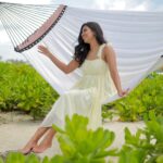 Anju Kurian Instagram – Being weird is a way of expression✨!

::::::::::::::::🤪🤣🤔🤷🏻‍♀️🥰🤨😄::::::::::::::

📸- @thevenkatbala 
💁🏻‍♀️- @asaniya_nazrin 
👗- @_susan_lawrence_ 
💄- @_femy_antony_ 

#sundayfunday #instadaily #freesoul #justories #traveller #gratefulforever #islandlife #naturelove #lovewins #maldivesdiaries #postoftheday #memories💕 𝑷𝑨𝑹𝑨𝑫𝑰𝑺𝑬