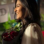 Anju Kurian Instagram - Thank you for all your birthday greetings 🤍❤️🤍. Yes, another long year and another number added to my age, but it is still great to hear from all of you out there. It means a lot to me that you all took time from your busy lives to wish me a happy birthday. The day filled with lot of surprises from @kudavillingiliresort and @pickyourtrail . Thank you for the best ever birthday🤍🙈. #birthday2021 #maldives #thankyouall #feelingblessed #gratefulheart #holidays 📸- @thevenkatbala 💄 - @_femy_antony_ 👗- @_susan_lawrence_ 💁🏻‍♀️- @asaniya_nazrin Maldives