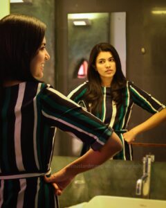 Anju Kurian Instagram - Any Interesting Captions 😈? #postoftheday #whysoserious #alterego #haveagoodday #workmodeon #mirrorshot #beaboutit #justories #fridaymood #instaart #instagrammer 📸- @zion_mathew_thomas 🏨- @purityresort Malabar Escapes Purity