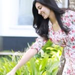 Anju Kurian Instagram - 🌸🌸🌸 #reels #tamilsongs #instareels #saturdayvibes #videooftheday #grateful #naturelovers #liveinthemoment 🎥- @zion_mathew_thomas