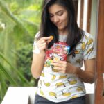 Anju Kurian Instagram – 🤤—>🐒—>🤣

📸 – @sheriljose 

#stayenergetic #powerhouse #excited #spreadlove #mondaymood #throwback🔙 #anjutk10 #anjukurian #justories #mammalovesmammosi #instafood #instagrammer #stayhappy #loveyouall ECR