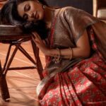 Anju Kurian Instagram - Pour up the love, let the healing begin ❤️✨. #instadaily #spreadlove #healingenergy #goodday #loveyourself #millionhearts #gratefulheart #sareelover #traditional #malayalivibes #xoxo 📸- @arun_payyadimeethal Thrissur