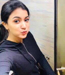 Anju Kurian Instagram - Black is my happy colour 🖤🖤🖤.

Choose your favourite picture from this series and let me know in the comments below 🤩.

#postoftheday #black #instagramhub #happyface #goodday #eveningvibes #chooseyourfavorite #justories #anjukurian #instadaily #loveforever #daydreamer #blessedsoul