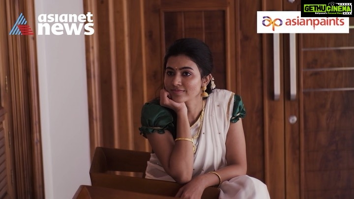 Anju Kurian Instagram - ഏതു കാലാവസ്ഥയിലും വീടിനു സംരക്ഷണം ഉറപ്പാക്കാം, ഏഷ്യൻ പെയിന്റ്സ് അൾട്ടിമ പ്രൊട്ടെക്കിലൂടെ. കാലാവസ്ഥ വ്യതിയാനം കൊണ്ടുള്ള പ്രശ്നങ്ങളിൽ നിന്നും വീടിന് സംരക്ഷണം നല്കാൻ അക്രിലിക് ഫൈബർ ടെക്നോളജി ഉപയോഗിച്ചിട്ടുള്ള ഏഷ്യൻ പെയിന്റ്സ് അൾട്ടിമ പ്രൊട്ടക്. @asianpaints #ultimaprotek #fibretechnology