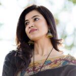Anju Kurian Instagram – A little Throw🔙 won’t hurt, right ? 
.
.
.
P.c – @riophotography.in 
Stylist – @stylefilesbyzoya__joy Chennai