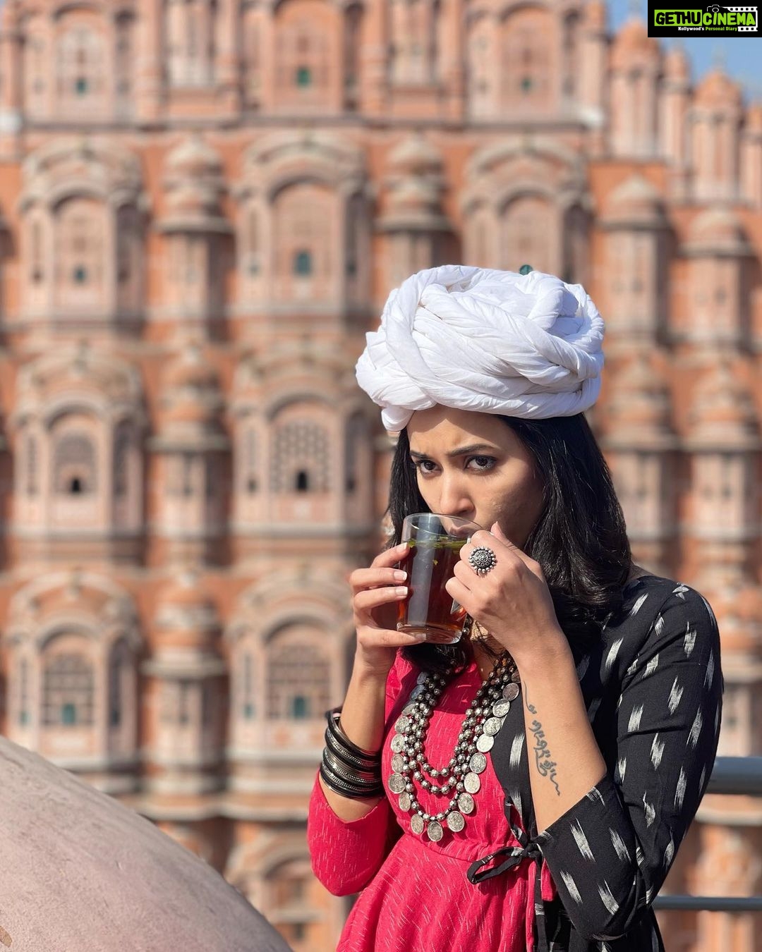 Anju Kurian Instagram - Chai aur Hawa Mahal ❤️!