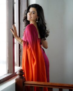 Anju Kurian Instagram - ❤️Typical 🧡Tuesday❤️. . . . . Designer - @itssujithsudhakaran @conlangclothing Captured by - @milanmaliackal MUA - @_femy_antony_
