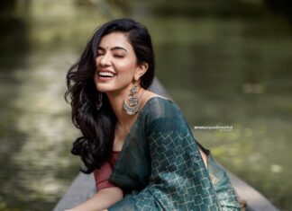 Anju Kurian Instagram - 🌼M🌼A🌼L🌼A🌼Y🌼A🌼L🌼I🌼 . . . . . Photography: @arun_payyadimeethal Styling : @_maaay____ Costume : @teekey_official Make up : @sreshtamakeup Accessories: @la_saluto Camera Assist : @rahulthuvassery_94 Location : @ayurvedichospital