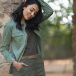 Anju Kurian Instagram – Living in the present with a 90’s frame of mind 🥰✌🏻.
.
.
.
Styling – @stylefilesbyzoya__joy 
Outfit – @vewora_store 
Location – @treeofliferesortsandhotels