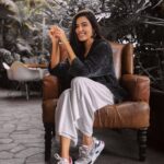Anju Kurian Instagram - Are you excited to celebrate Christmas 🎅🎄? Shot by: @abinvrghz Styled by: @stylefilesbyzoya__joy Makeup & Hair by: @rachna.bespokemakeovers Outfit: @vewora_store Photography crew : @_earth_species_ Assisted by: @amandeenpeola @shreesubha_tamizh Location : @socialoffline FB: koramangalasocials @james_george_2000 #christmastime #justories #happinessisachoice #bangalore #photoshoot #portraitphotography #eveningpost #instafashion #2021 Bangalore, Karnataka