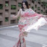 Ankitta Sharma Instagram – 𝘼𝙡𝙚𝙭𝙖, 𝙥𝙡𝙖𝙮 𝙨𝙖𝙧𝙚𝙚 𝙠 𝙛𝙖𝙡𝙡 𝙨𝙖.. 

@gopivaiddesigns @shrushti_216 @tanveershaikhfilms786 @makeupbysabashaikh